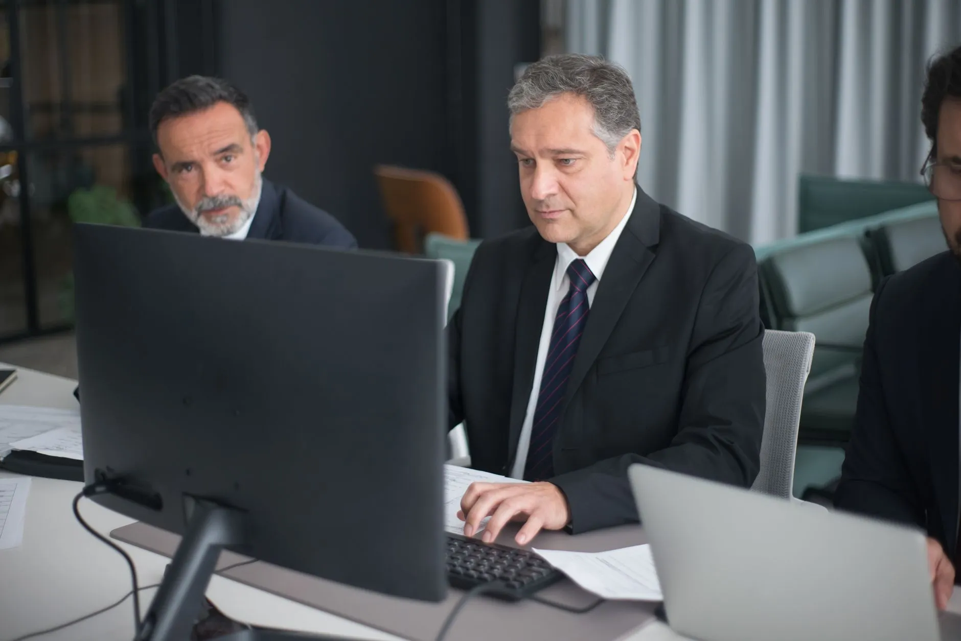 整形外科与医疗美容的区别：贵州利美康外科医院专业解读服务项目定位