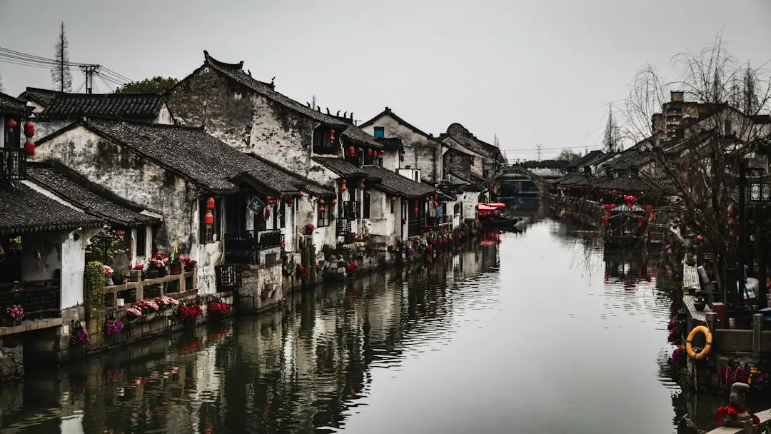 皮肤美容与外科医疗结合：利美康医美服务模式解析
